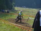 P1130517: Foto, video: O evropský titul motokrosaři bojovali i s překážkami plných bláta