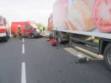 img_1857: Smrtelná nehoda na obchvatu Čáslavi: Dodávka se srazila s kamionem