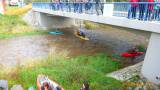 P1070340: Foto: Vodáci si letos naposledy užili divoké vlny Doubravy, pak řeku zamkli