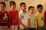 5G6H7717: Video, foto: Před zaplněnou aulou vystoupili se svým programem děti i učitelé
