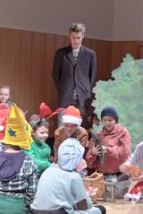 P1120945: Foto: Divadelní představení pomohlo dětskému oddělení Městské nemocnice Čáslav
