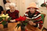 5G6H8292: Na vánoční atmosféře se podíleli i sami klienti Alzheimercentra Filipov