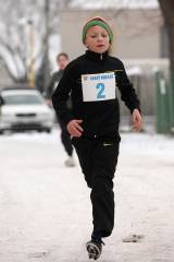 5G6H2512: Foto: Třicátý ročník Silvestrovského běhu přilákal 58 dospělých a 51 dětí