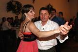 5G6H5008: Foto: Na plese v Lomci skotačili myslivci z Úmonína, podával se kančí guláš