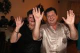5G6H5039: Foto: Na plese v Lomci skotačili myslivci z Úmonína, podával se kančí guláš