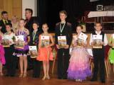 5: Členové Taneční školy Novákovi o víkendu nezaháleli, ze soutěží přivezli 9 medailí!