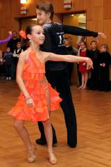 IMG_1165: Členové Taneční školy Novákovi o víkendu nezaháleli, ze soutěží přivezli 9 medailí!