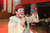 5G6H5508: Foto: S dětmi v Lorci si hráli dva klauni, připravili pro ně řadu soutěží