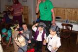 IMG_3471: Foto: Na karnevalu v Šebestěnicích se do víru tance vrhli děti i jejich rodiče