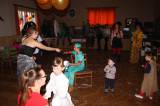 IMG_3529: Foto: Na karnevalu v Šebestěnicích se do víru tance vrhli děti i jejich rodiče