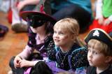 5G6H8219: Foto: S dětmi na karnevale v sokolovně si pohráli také František se Silvou