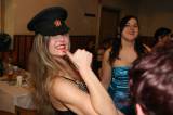 5G6H8763: Foto: Hasiči z Červených Janovic na svém plese nejen tančili, ale hasili i žízeň
