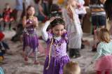 5G6H9746: Foto: Karnevalové veselí v neděli zachvátilo i děti v křesetické sokolovně