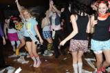 DSC_5195: Foto, video: O půlnoci se studenti kolínského gymnázia proměnili v baletky