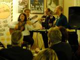 dscf0083: Foto: Páteční večer v kavárně Blues Café patřil skupině Atarés