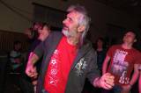 5G6H3901: Foto: V paběnické sokolovně se tančilo na staré osvědčené hity skupiny Derby