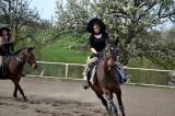 DSC_0353: Foto: Na miskovickém statku Dítě a kůň si vyzkoušeli „Čarodějnice nanečisto“