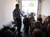 IMG_0438: Foto: Čáslavští policisté přivítali děti z Mateřské školy „U Bašty“