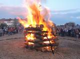 DSCN2593: Foto: Čáslavské pálení čarodějnic odstartoval pochod s lampiony
