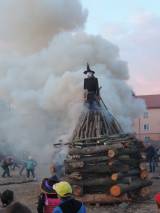 DSCN6818: Foto: Čáslavské pálení čarodějnic odstartoval pochod s lampiony