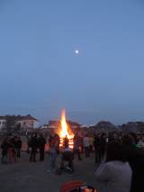 DSCN6900: Foto: Čáslavské pálení čarodějnic odstartoval pochod s lampiony