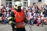 5G6H8494: Foto: Den otevřených dveří na kutnohorské hasičské stanici přilákal stovky diváků