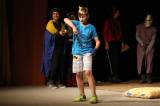 5G6H1270: Foto: Ve čtrnácté akademii ZŠ Kamenná stezka se tančilo, zpívalo, hrálo, rapovalo i loučilo 