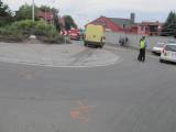 dn_12: Dopravní nehoda na kruhové křižovatce na Karlově - policisté řídili dopravu kyvadlově