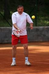 5G6H1027: Tenisový klub Čáslav na turnaj pozval i celebrity