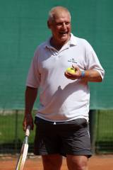 5G6H1058: Tenisový klub Čáslav na turnaj pozval i celebrity
