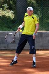 5G6H1084: Tenisový klub Čáslav na turnaj pozval i celebrity