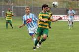 IMG_4179: Anas Ben Jasín, za ním Vítězslav Brožík - Čáslavské fotbalisty čeká utkání s dalším arabským týmem
