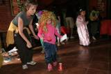 IMG_1710: Na Vidláku děti zamávaly prázdninám tancem a hrami