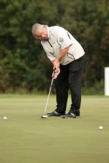 5G6H4019: Peter Mitchell - Předkrm na Casa Serena si dali zástupci sponzorů a celebrity, zahráli si golf s profesionály