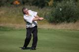 5G6H4053: Peter Mitchell - Předkrm na Casa Serena si dali zástupci sponzorů a celebrity, zahráli si golf s profesionály