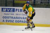 IMG_3890: Čáslavský tým už zeštíhlel, ve středu před obědem si hráči dali hokej