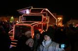 IMG_9986: Vánoční kamion dorazil na čáslavské náměstí, děti neodolaly fotce se Santou Clausem