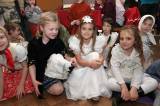 IMG_1634: V Křeseticích "U Nevolů" rodiče a příbuzní přihlíželi vánočnímu představení svých dětí