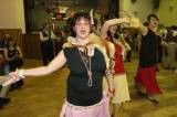5G6H0172: Paběnický sportovní ples rozproudily svým předtančením chotusické ženy
