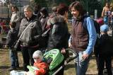 IMG_9087: Děti v zahradě kutnohorské mateřské školy Pohádka vítaly jaro