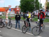 DSC00125: Desítky příznivců cyklistiky závodily ve sprintu přes Masarykův most v Kolíně