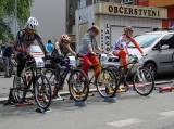 DSC00128: Desítky příznivců cyklistiky závodily ve sprintu přes Masarykův most v Kolíně