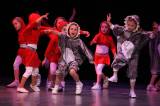 5G6H4725: Děti ze ZUŠ Čáslav tančily v Dusíkově divadle, další večer přichystaly na příští pátek
