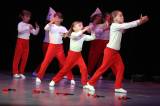 5G6H4756: Děti ze ZUŠ Čáslav tančily v Dusíkově divadle, další večer přichystaly na příští pátek