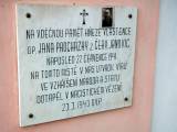 P7301517: V Újezdci u Petrovic I po sto padesáti letech znovuvysvětili místní kapličku