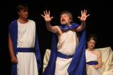 5G6H4382: Kutnohorští ochotníci uvedli premiéru divadelní tragikomedie z dávné historie Efesu