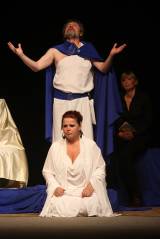 5G6H4385: Kutnohorští ochotníci uvedli premiéru divadelní tragikomedie z dávné historie Efesu