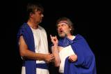 5G6H4418: Kutnohorští ochotníci uvedli premiéru divadelní tragikomedie z dávné historie Efesu