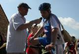 IMG_9800: Dvojnásobný mistr světa Miloš Fišera odstartoval ve Vrdech cyklistické závody 