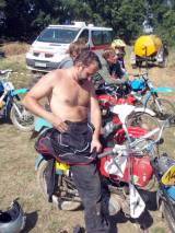 P9031634: Kozí dechy zdolávaly náročnou motokrosovou trať  v Okřesanči